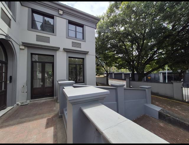 188M² OFFICE TO LET IN SANDTON CENTRAL